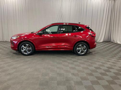 Rapid Red Metallic Tinted Clearcoat 2024 Ford Escape ST-Line