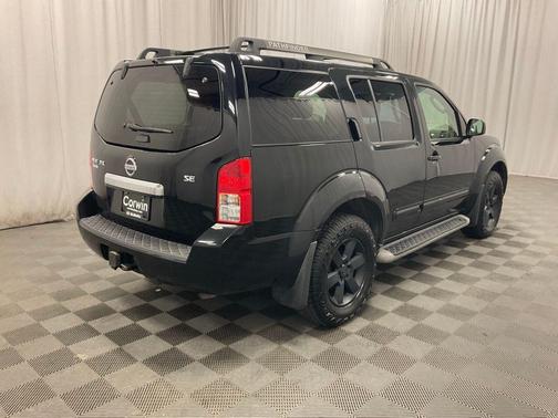 2008 Nissan Pathfinder SE