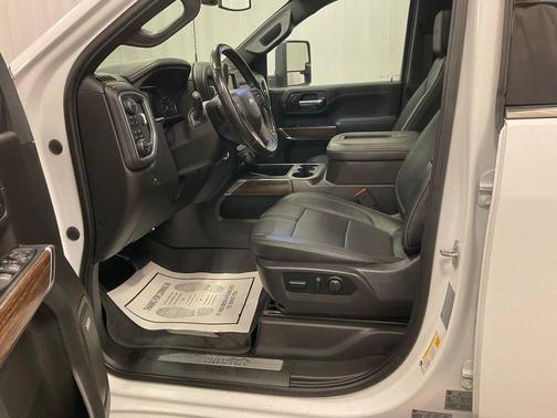 Summit White 2022 Chevrolet Silverado 3500 High Country