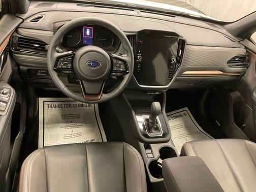 Crystal White Pearl 2025 Subaru Forester Sport