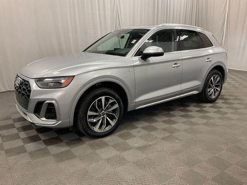 2024 Audi Q5 45 S line quattro Premium