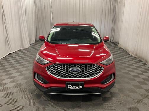 Rapid Red Metallic Tinted Clearcoat 2024 Ford Edge SEL