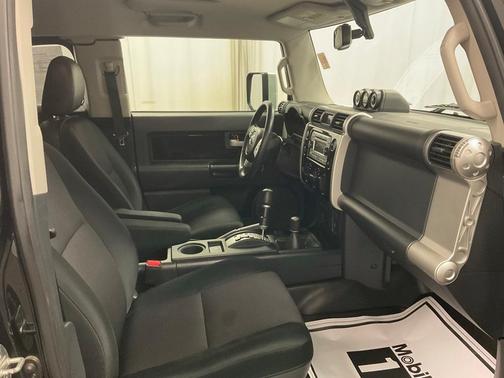 2011 Toyota FJ Cruiser Base