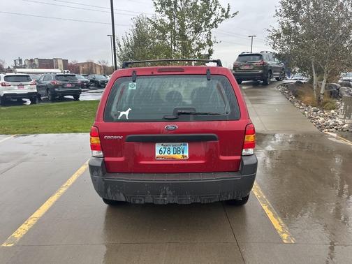 2005 Ford Escape XLS