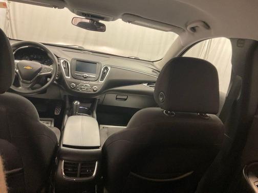 Crystal Red Tintcoat 2016 Chevrolet Malibu 1LT