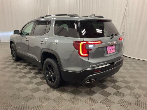 2022 GMC Acadia AT4