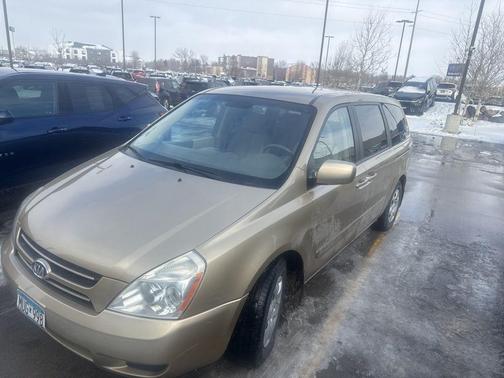 2006 Kia Sedona 