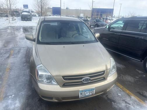 2006 Kia Sedona 