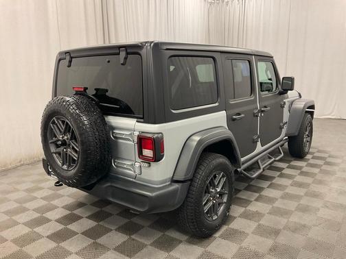 2024 Jeep Wrangler Sport RHD