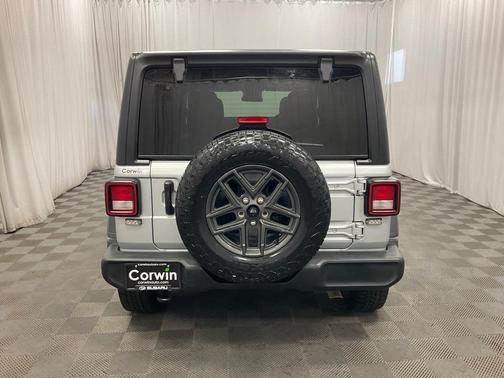 2024 Jeep Wrangler Sport RHD