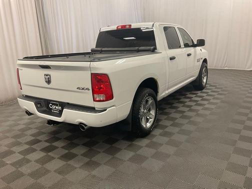 Bright White Clearcoat 2015 RAM 1500 Tradesman/Express