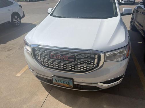 White Frost Tri-Coat 2017 GMC Acadia Denali