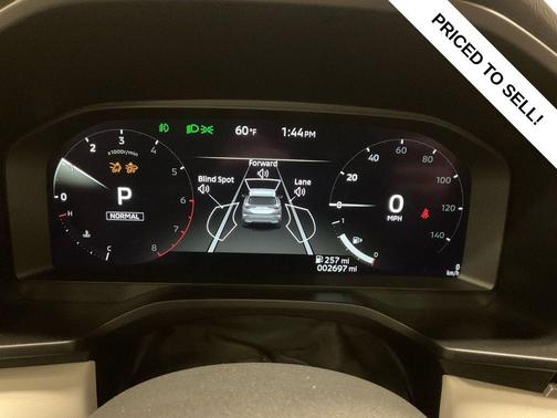 Labrador Black Pearl 2025 Mitsubishi Outlander