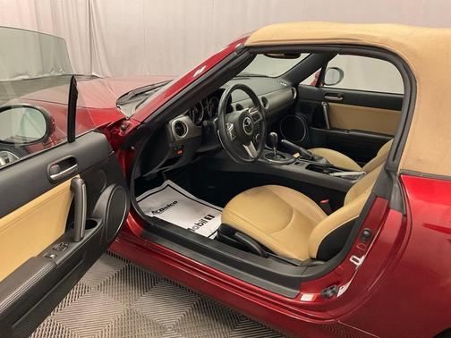 2010 Mazda MX-5 Miata Grand Touring
