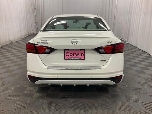 2023 Nissan Altima 2.5 SV