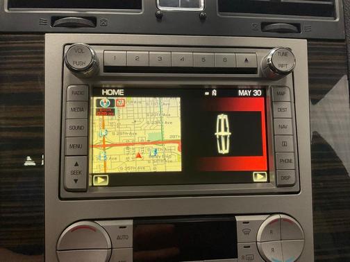 2010 Lincoln Navigator Base