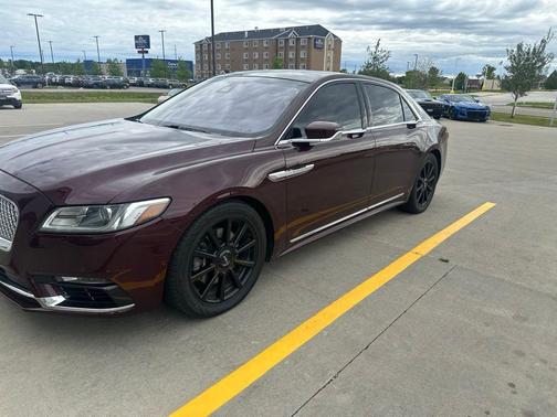 Burgundy Velvet Metallic Tinted Clearcoat 2018 Lincoln Continental Reserve