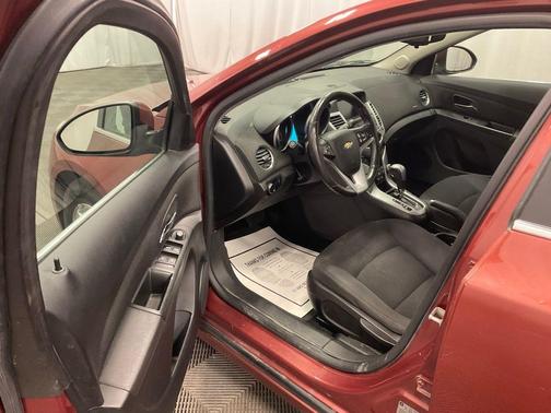 Autumn Metallic 2013 Chevrolet Cruze 1LT