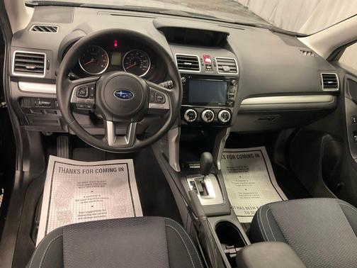 Crystal Black Silica 2018 Subaru Forester 2.5i Premium