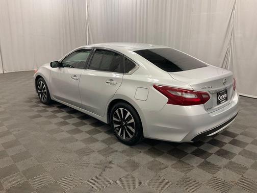 Brilliant Silver Metallic 2018 Nissan Altima 2.5 SV
