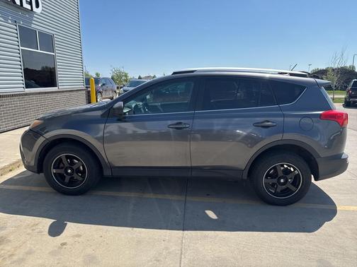 2014 Toyota RAV4 LE