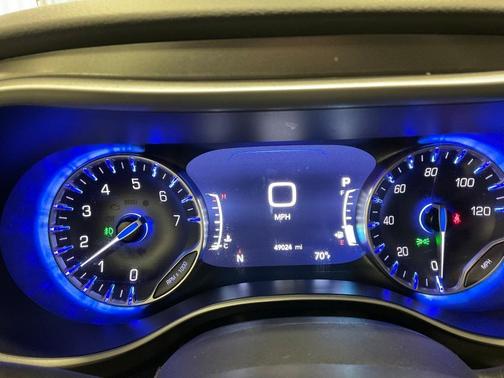 2024 Chrysler Pacifica Touring-L