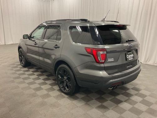 2019 Ford Explorer sport