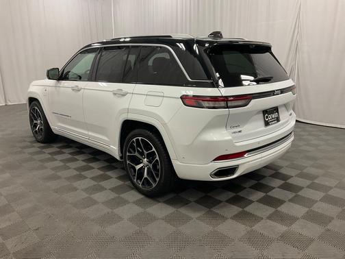 2022 Jeep Grand Cherokee 4xe Summit