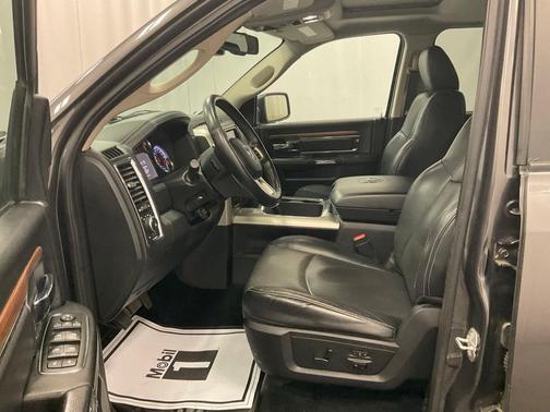 2015 RAM 1500 Laramie