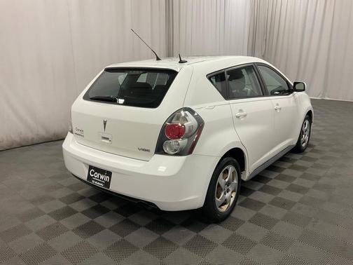 2009 Pontiac Vibe Base