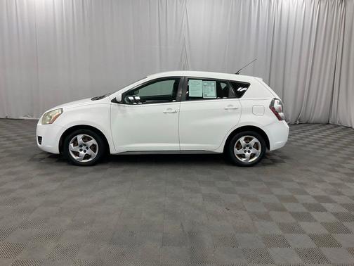 2009 Pontiac Vibe Base