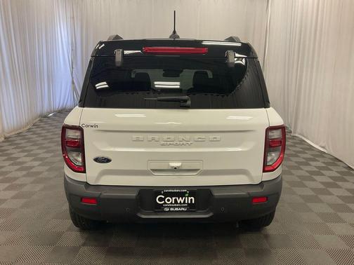 Oxford White 2025 Ford Bronco Sport Outer Banks