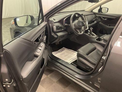 Magnetite Gray Metallic 2025 Subaru Outback Touring XT
