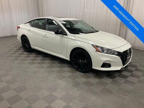 2022 Nissan Altima 2.5 SR