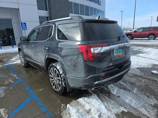 2021 GMC Acadia Denali