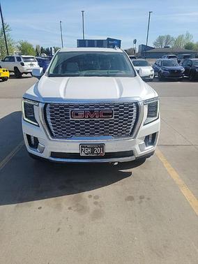 White Frost Tri-Coat 2024 GMC Yukon Denali