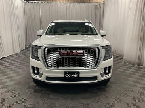 White Frost Tri-Coat 2024 GMC Yukon Denali