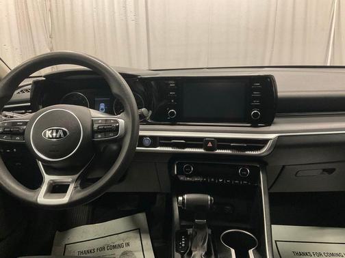 Glacial White Pearl 2021 Kia K5 LXS