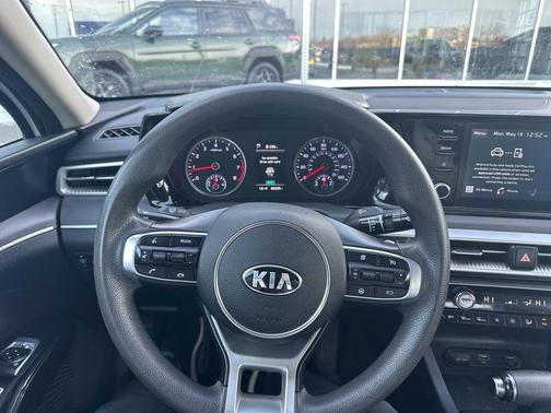 2021 Kia K5 LXS