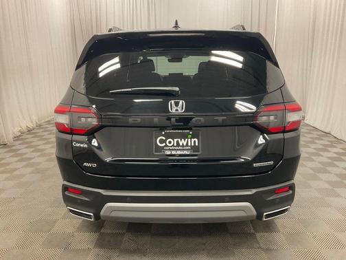 2023 Honda Pilot Touring