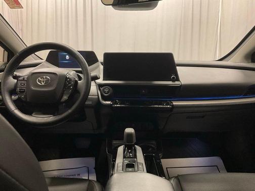 CUTTING EDGE 2024 Toyota Prius XLE