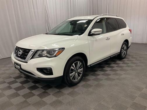 2019 Nissan Pathfinder SL