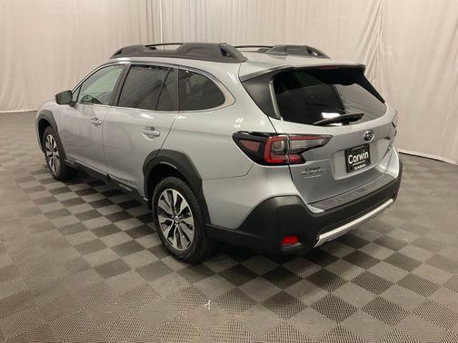 Ice Silver Metallic 2025 Subaru Outback Limited