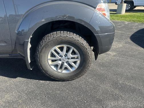 2014 Nissan Frontier SV