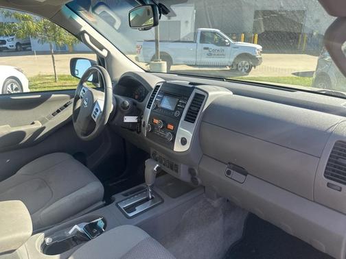 2014 Nissan Frontier SV