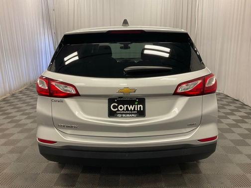 Silver Ice Metallic 2020 Chevrolet Equinox LS