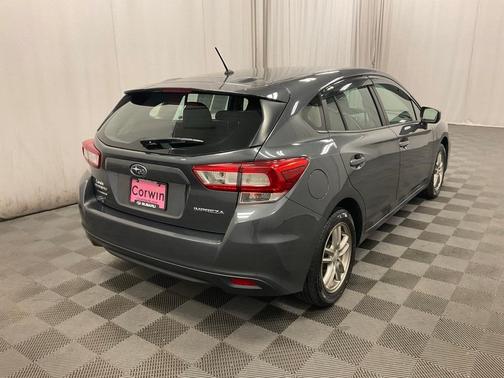2019 Subaru Impreza 2.0i