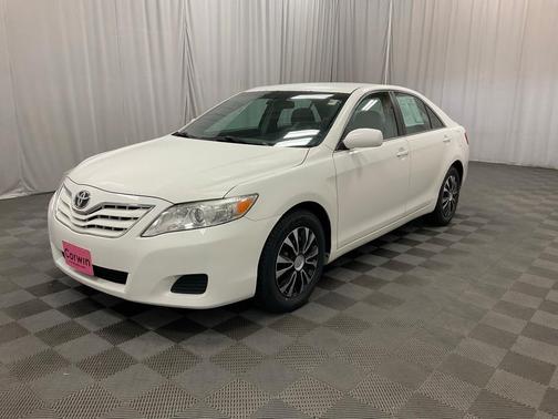2010 Toyota Camry LE