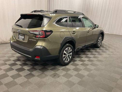 Autumn Green Metallic 2025 Subaru Outback Premium