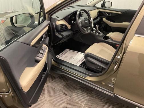 Autumn Green Metallic 2025 Subaru Outback Premium